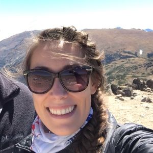 Meet your Posher, Dev